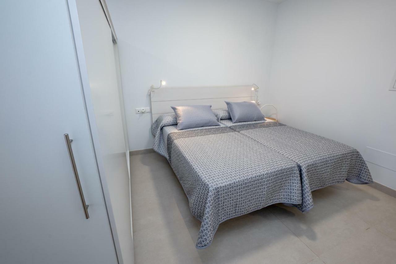 Apartamentos Mombasa 1 Planta Нерха Екстер'єр фото