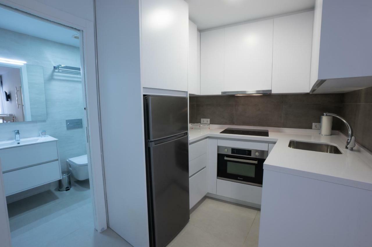 Apartamentos Mombasa 1 Planta Нерха Екстер'єр фото