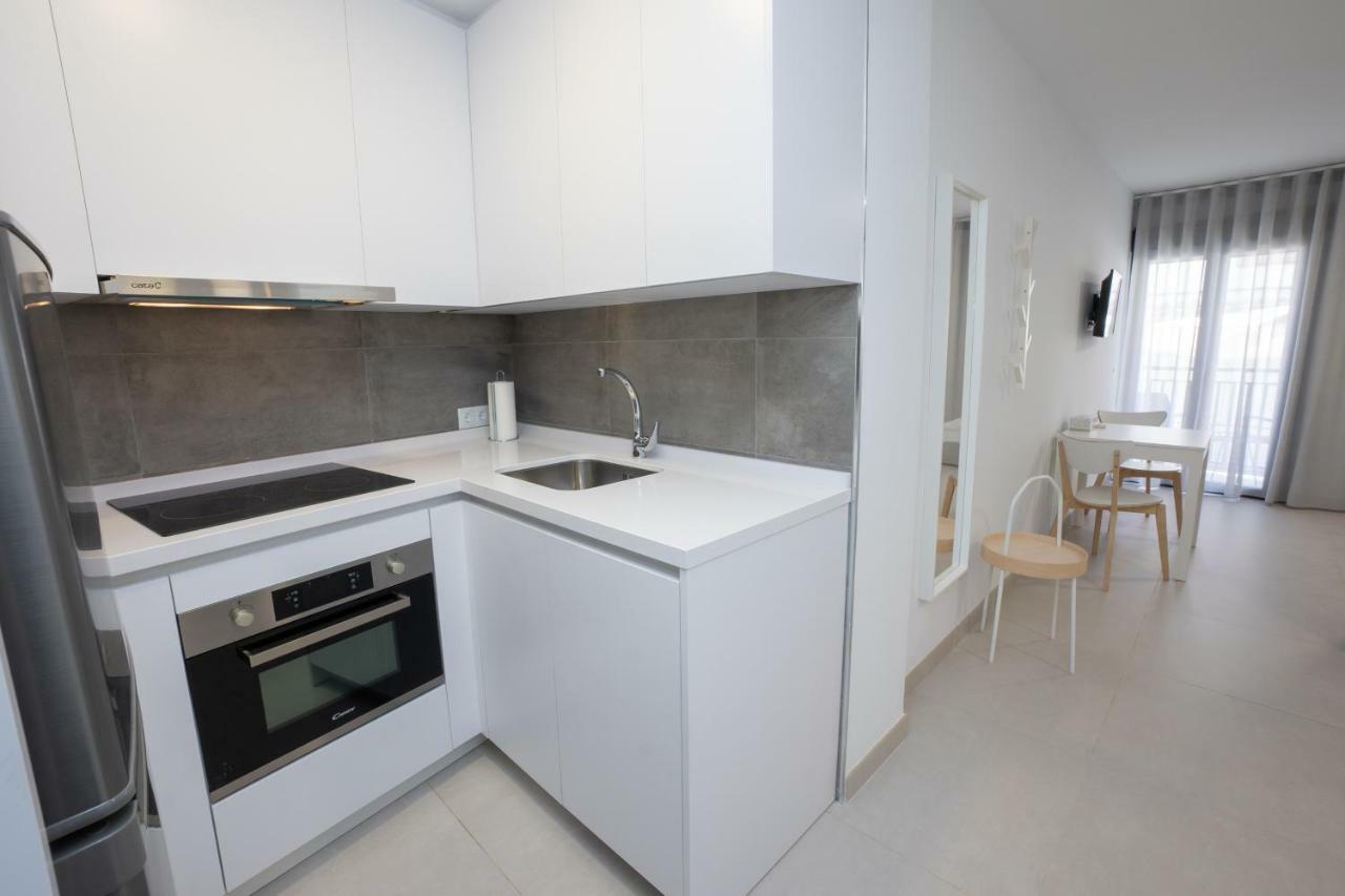 Apartamentos Mombasa 1 Planta Нерха Екстер'єр фото