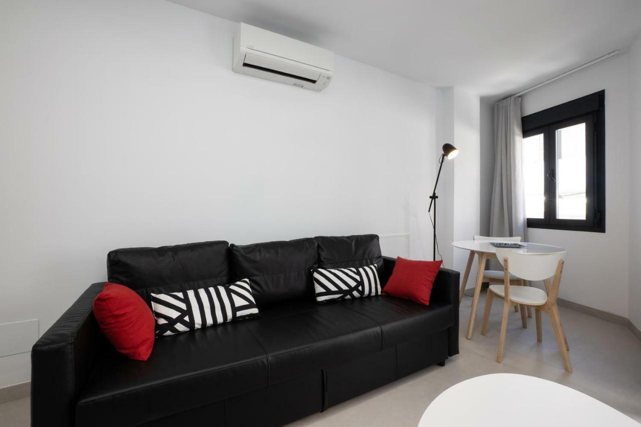 Apartamentos Mombasa 1 Planta Нерха Екстер'єр фото