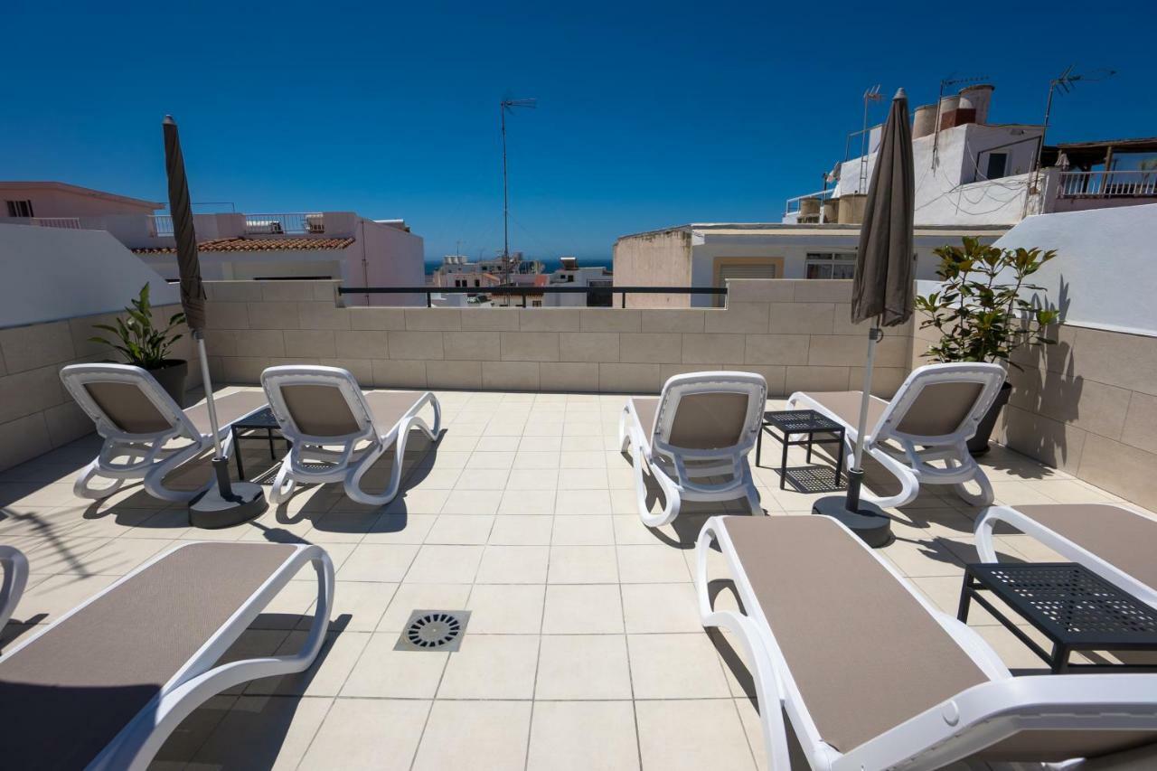 Apartamentos Mombasa 1 Planta Нерха Екстер'єр фото