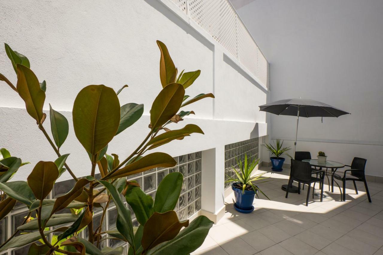 Apartamentos Mombasa 1 Planta Нерха Екстер'єр фото