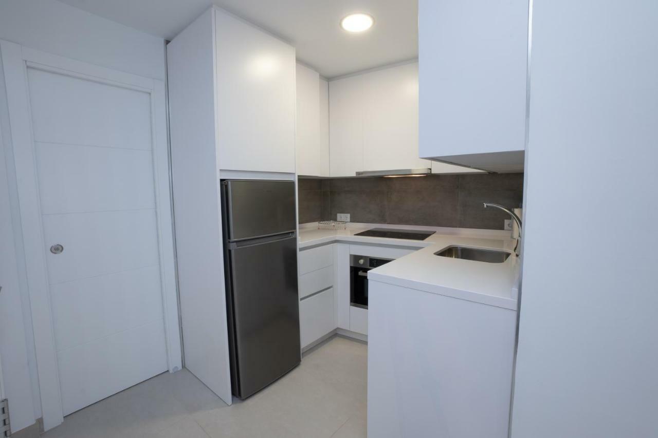 Apartamentos Mombasa 1 Planta Нерха Екстер'єр фото
